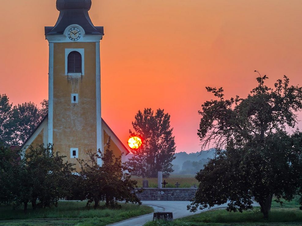 Cerkev sv. Nikolaja pri Dobravi